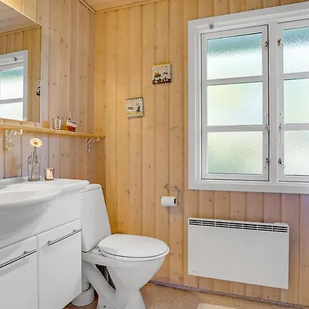 Four-bedroom Holiday In Hals