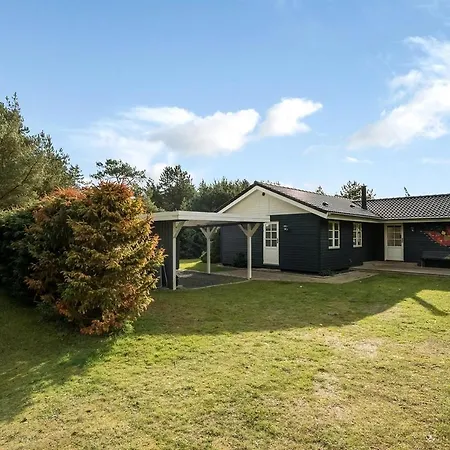 Four-bedroom Holiday In