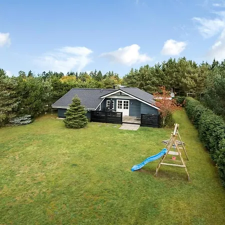 Four-bedroom Holiday In